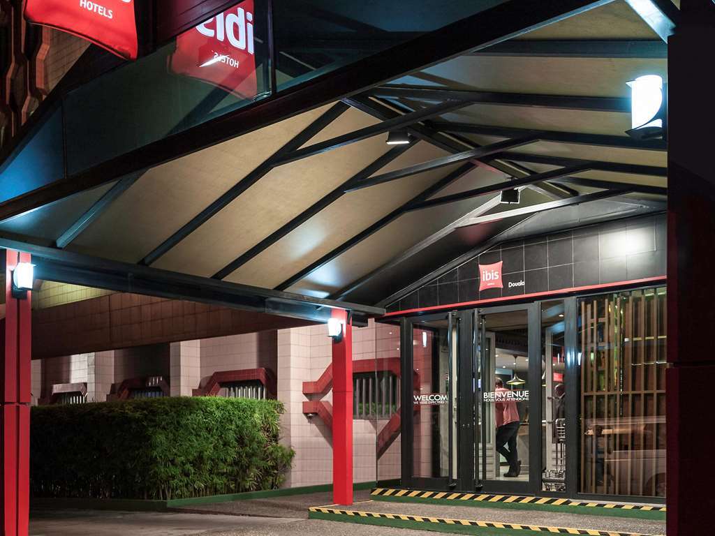 Ibis Douala Hotel Exterior photo